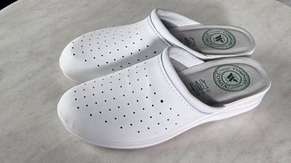 Shoe 044, EU size 38