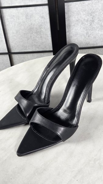 Shoe 046, EU size 38
