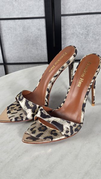 Shoe 056, EU size 39